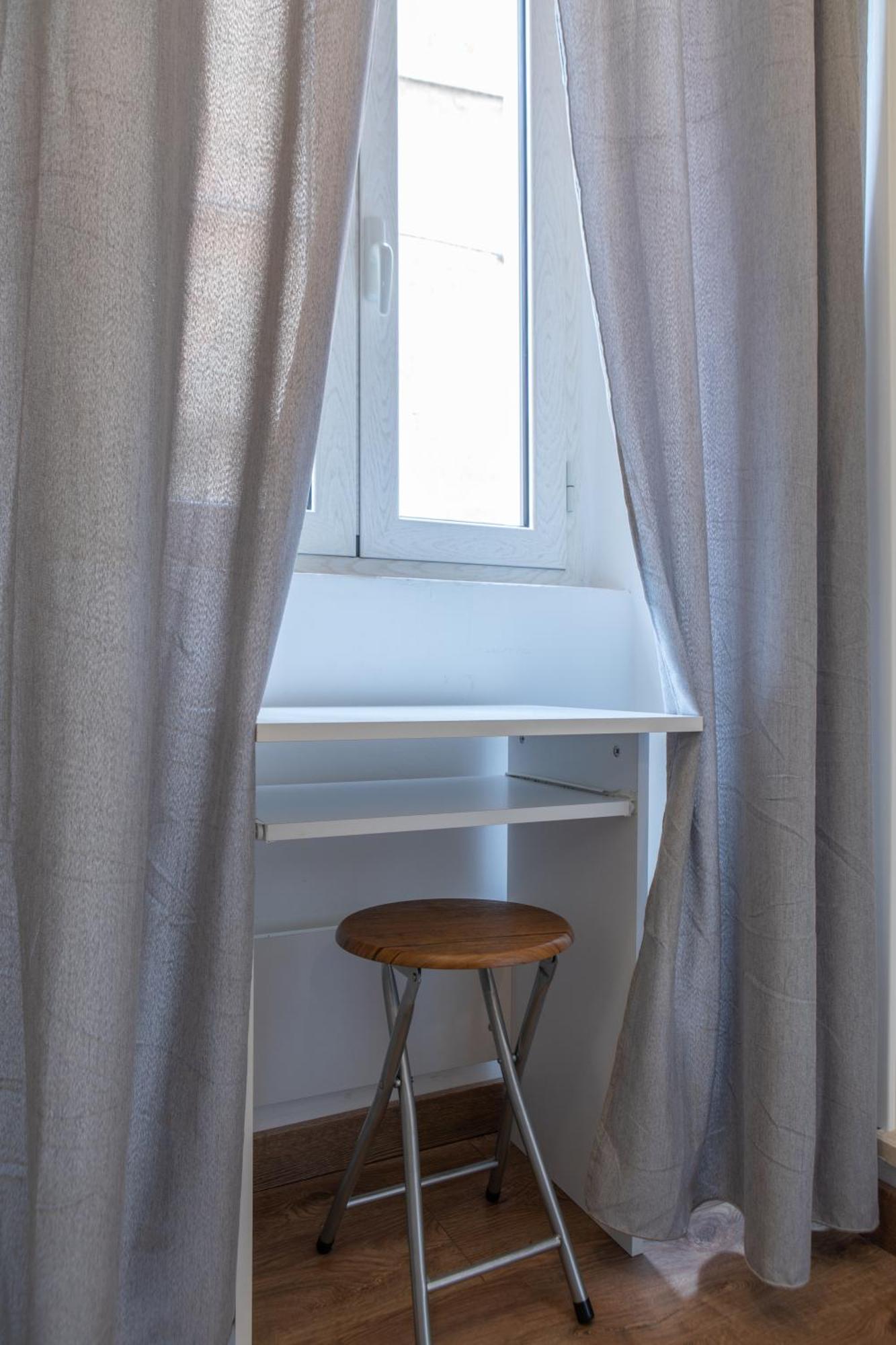 Luxury Suite - Teatro Romano - Duomo - Centro Storico Wi-Fi テッラチーナ エクステリア 写真